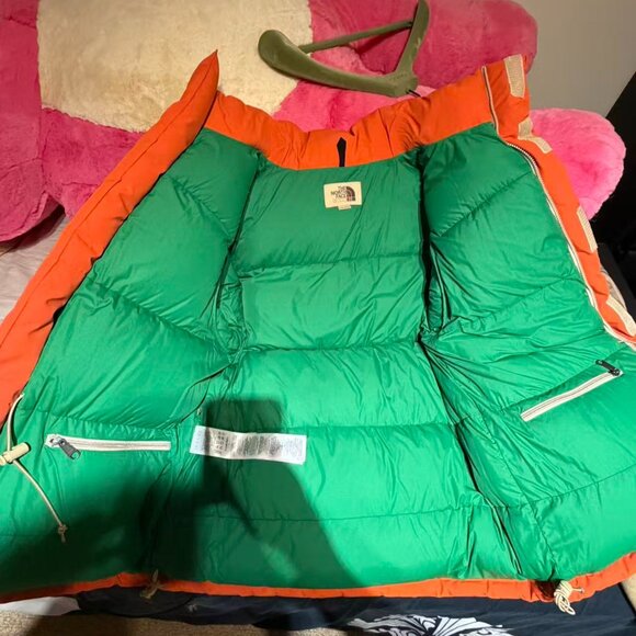 Women Gucci X North Face Gucci Puffer Jacket - Picture 5 of 7